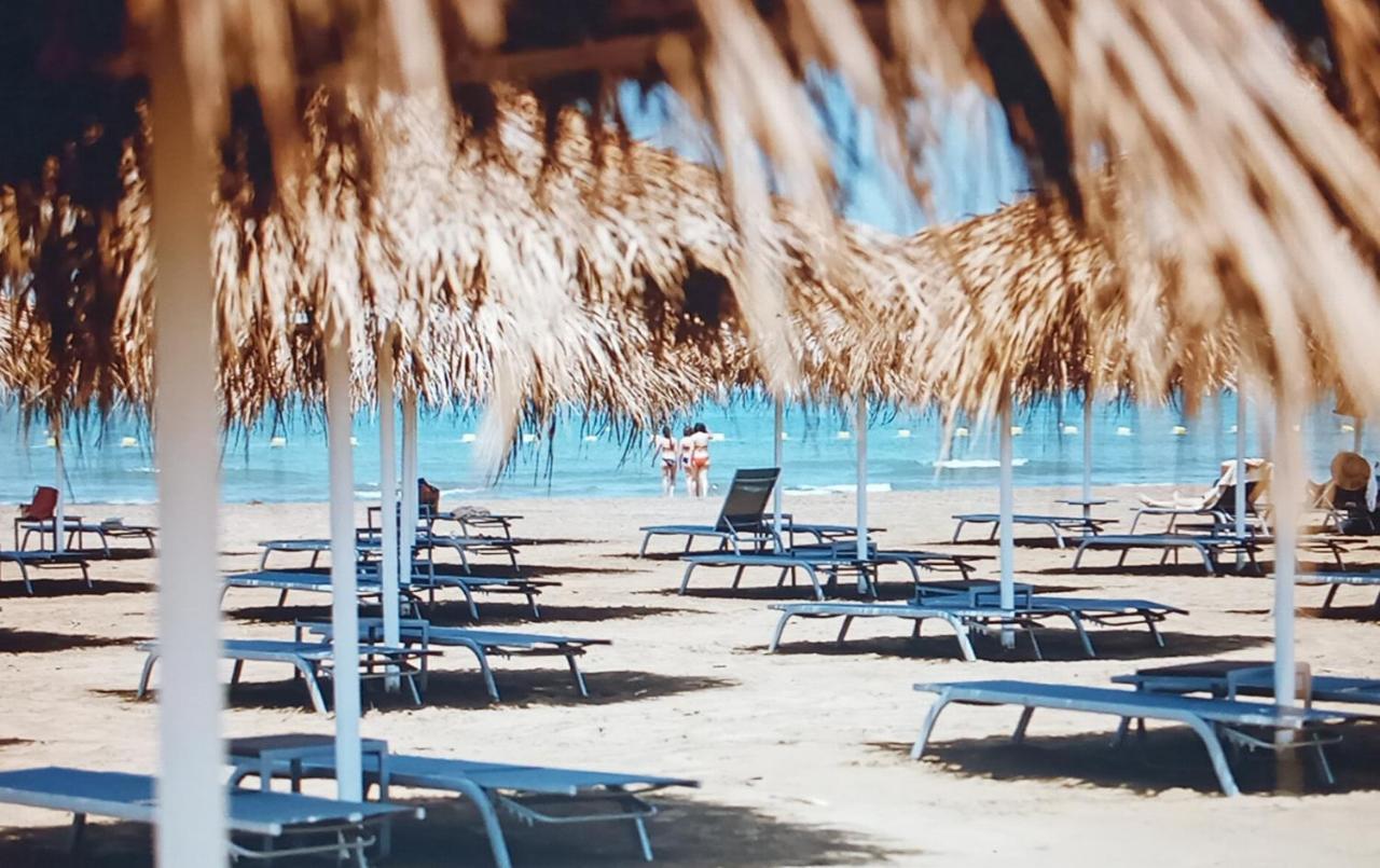 Готель Sea Breeze Nardaran Екстер'єр фото