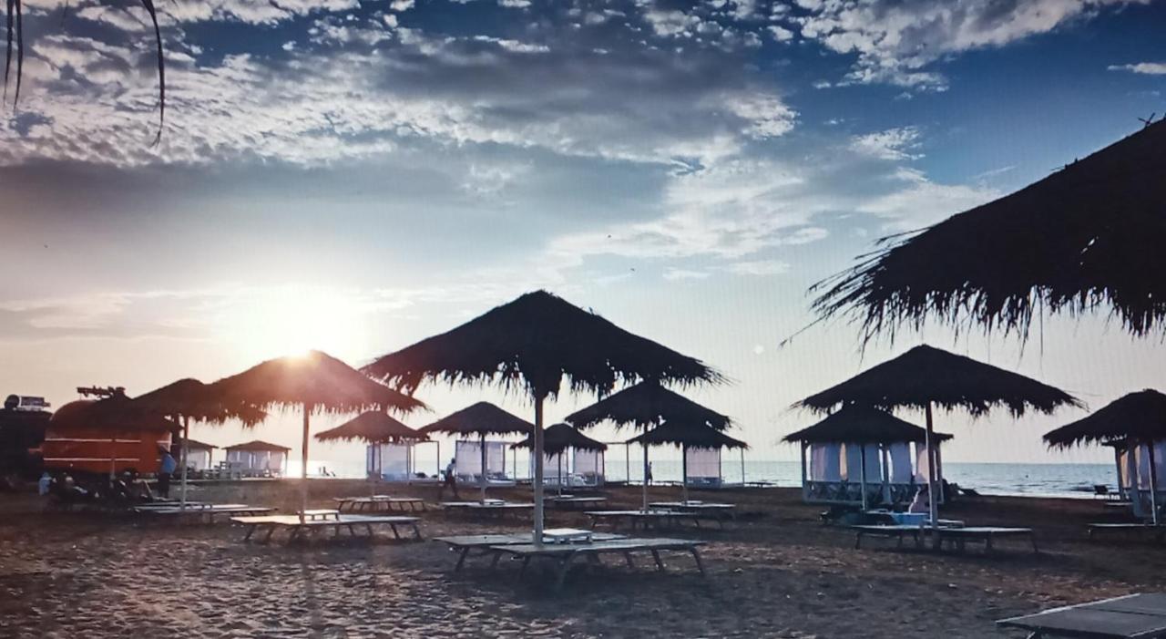 Готель Sea Breeze Nardaran Екстер'єр фото